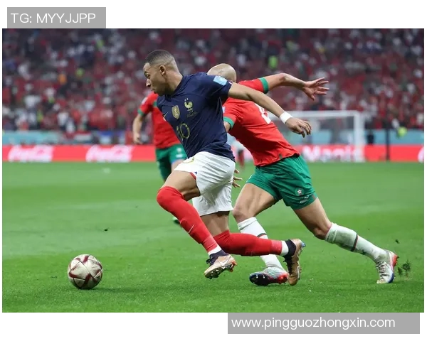 足球明星因场外风波与球队解约背后的真相与原因分析