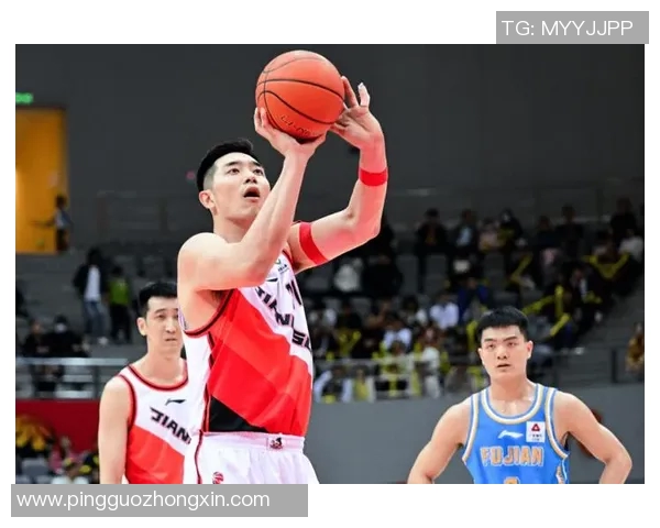 吴冠希：从青年才俊到篮球明星的成长之路与未来展望